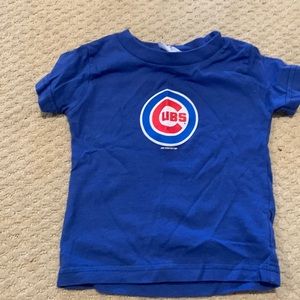 MLB Cubs shirt